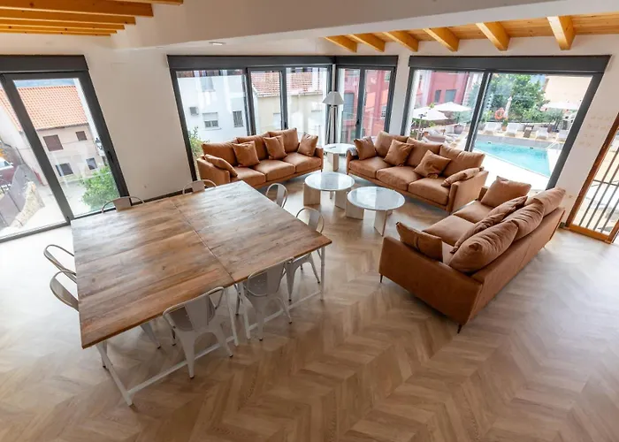 Natural&mente Valle Del Jerte אל טורנו